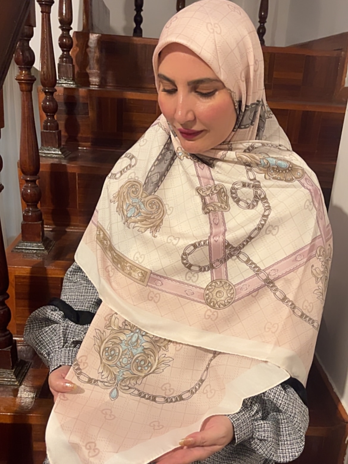 روسری نخی کولردار دلبر