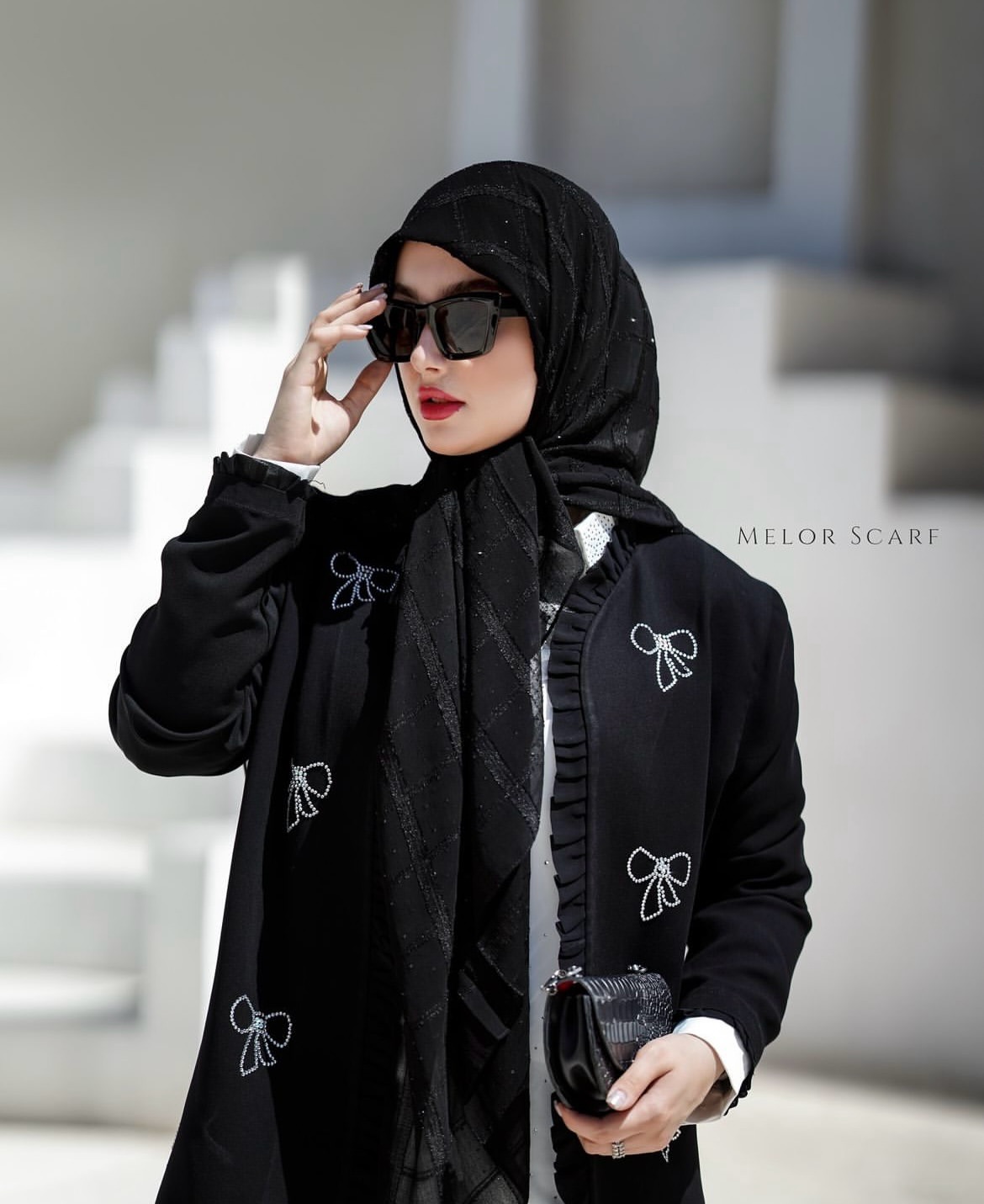 روسری حریر نخ مشکی