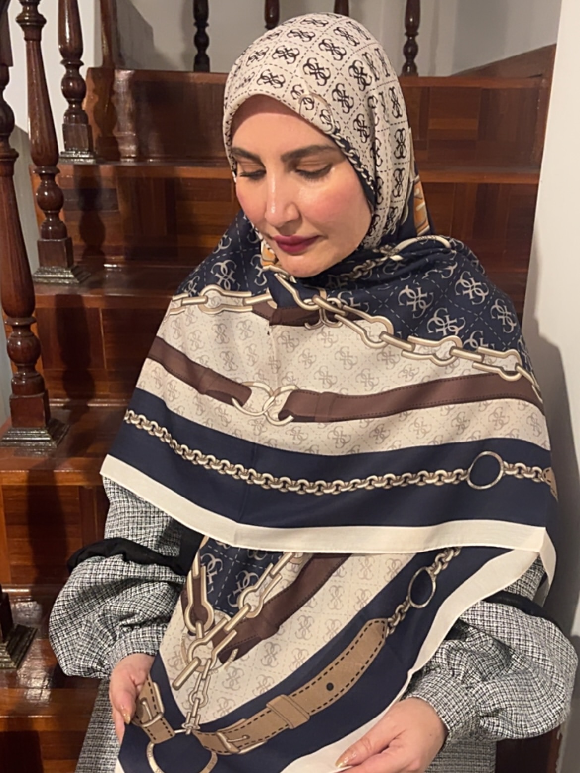 روسری نخی کولردار خوش.گل قواره ۱۴۰