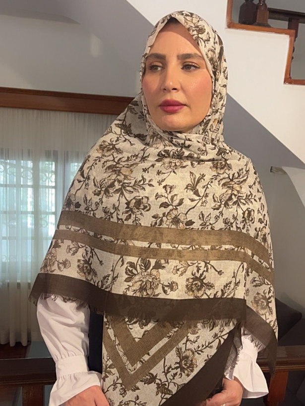 روسری نخ تافته