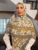 روسری نخ تافته