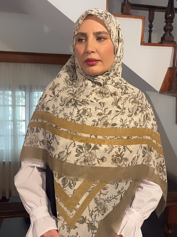 روسری نخ تافته