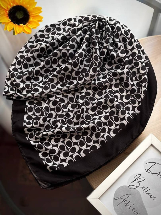روسری نخی وارداتی طرح کوچ
