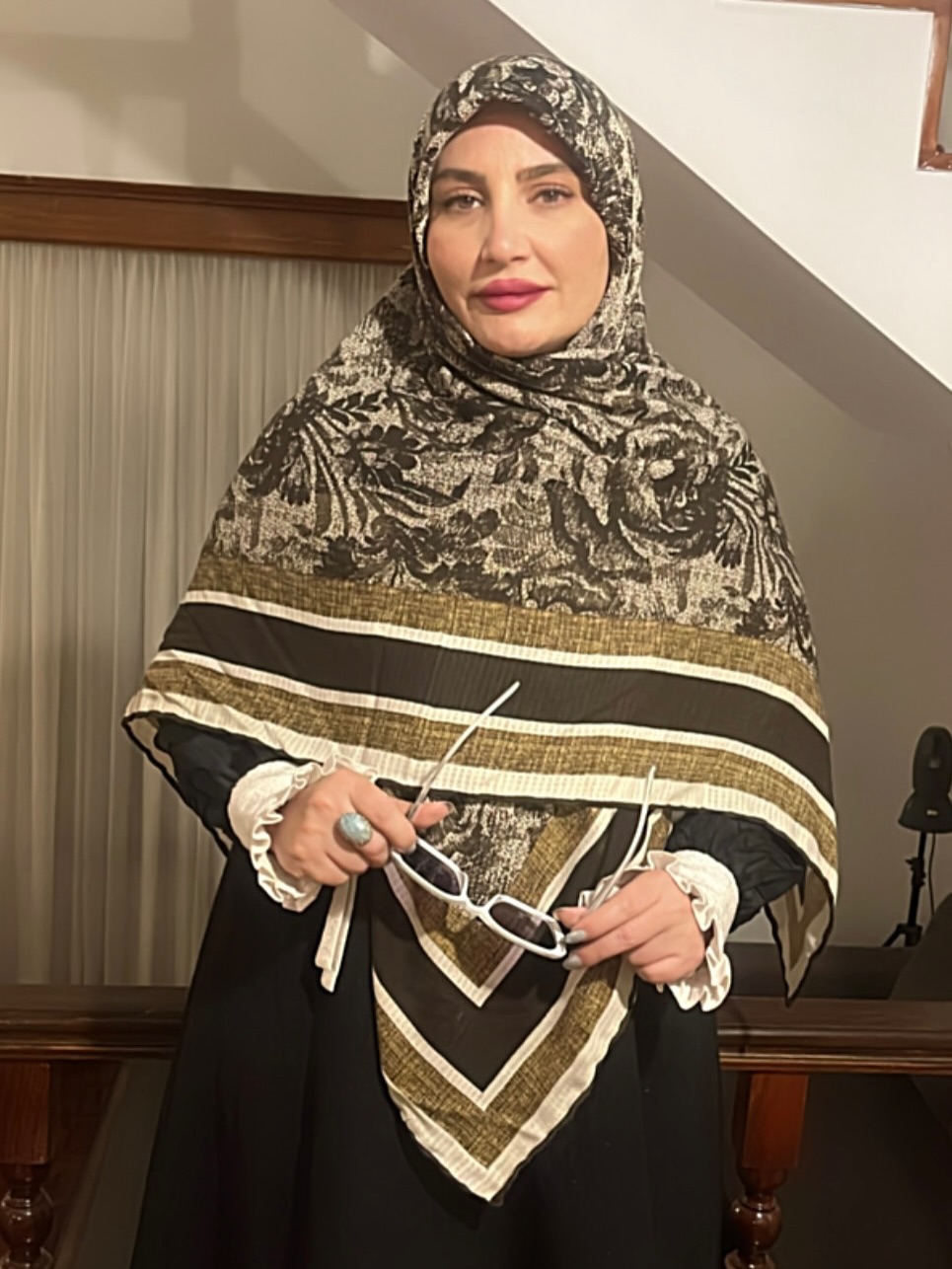 روسری نخی رز