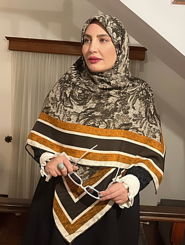 روسری نخی رز