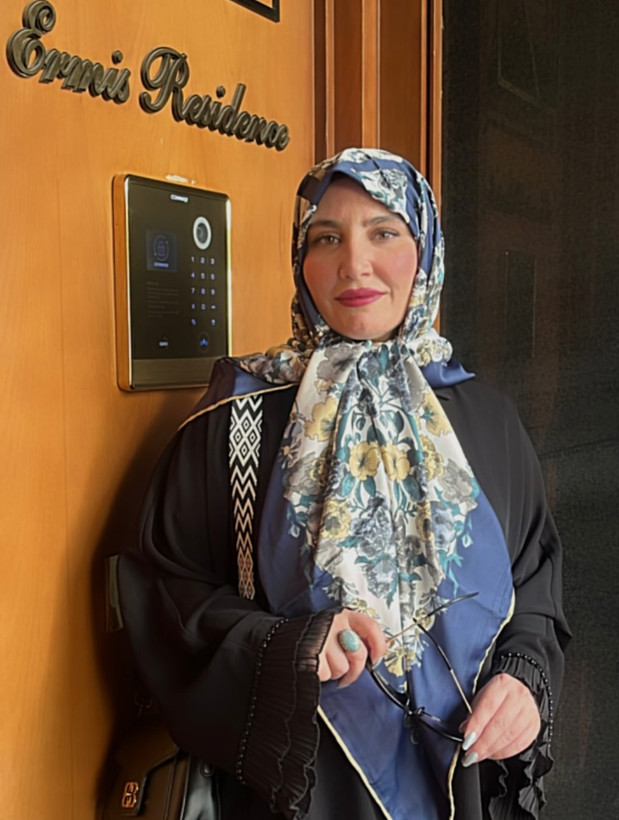 روسری طرح مارک ابریشم توییل گل رز