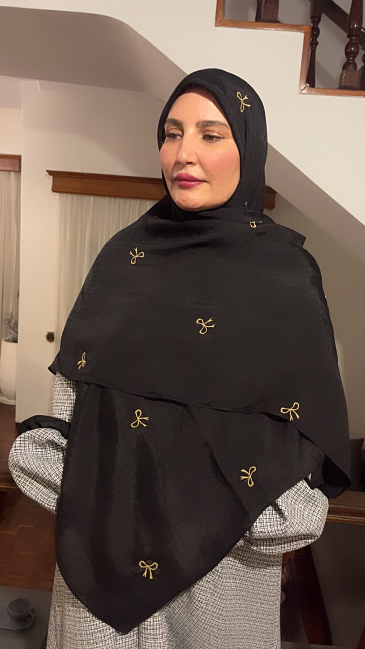 روسری وال مشکی پاپیون