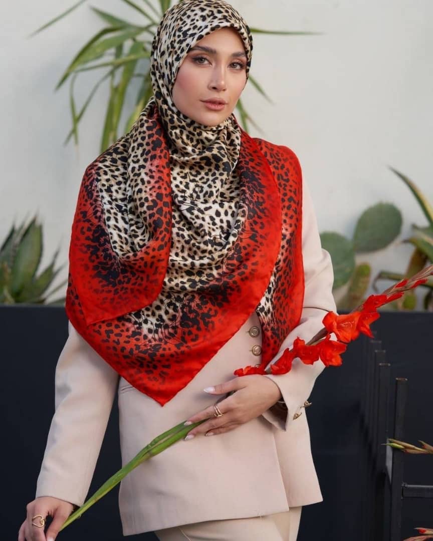 روسری ابریشم توییل